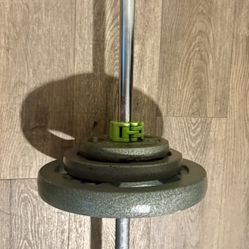 NEW CONDITION: 6 ft Steel Standard Barbell With CAP Weight Plates: 25s, 10s & 5s ( Total: 100 lbs) 