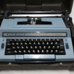 Vintage Smith-Corona  (Sterling Cartridge) Typewriter W/Hard Case