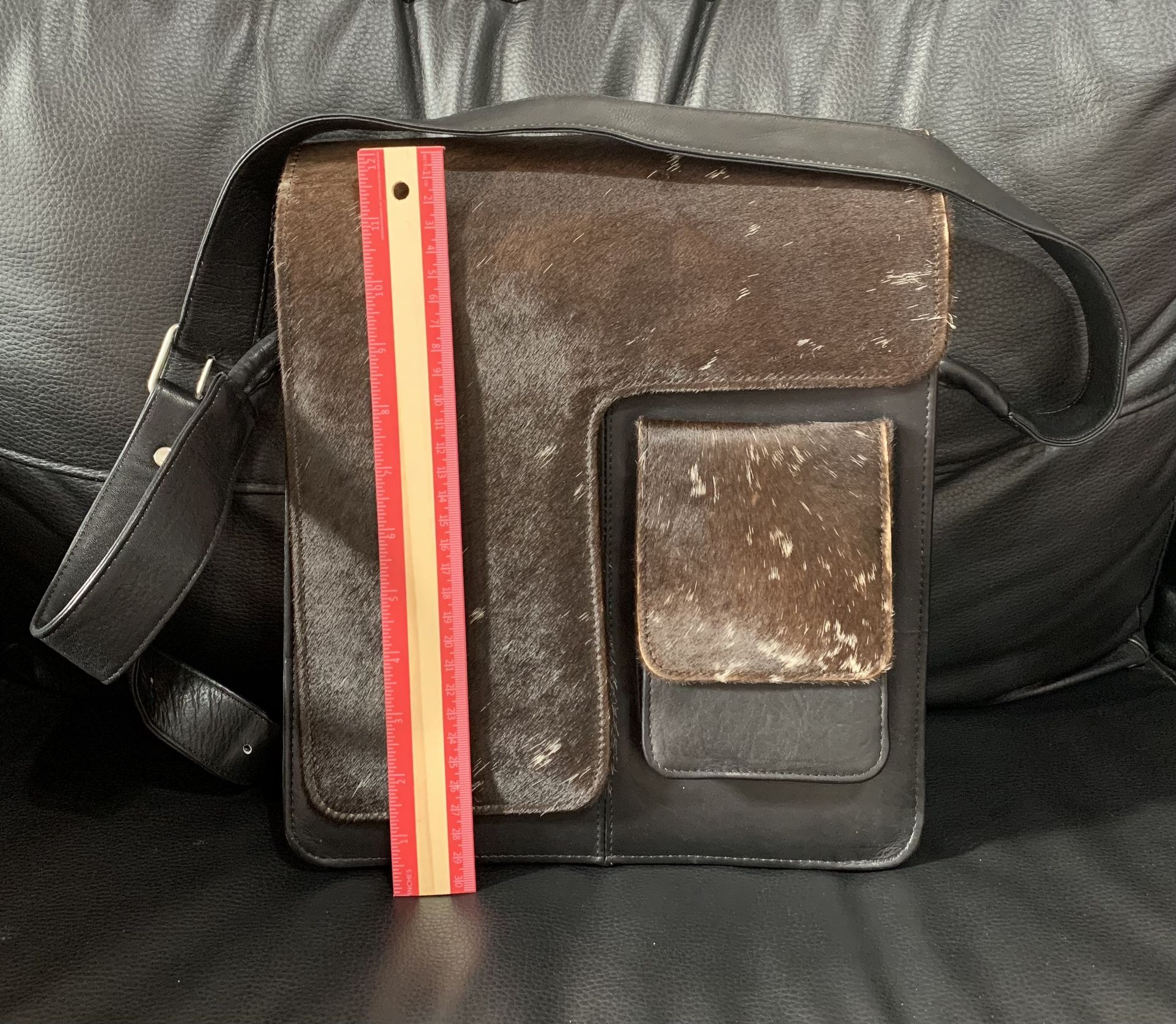 Leather Bag With Cellphone Pocket