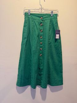 Green skirt
