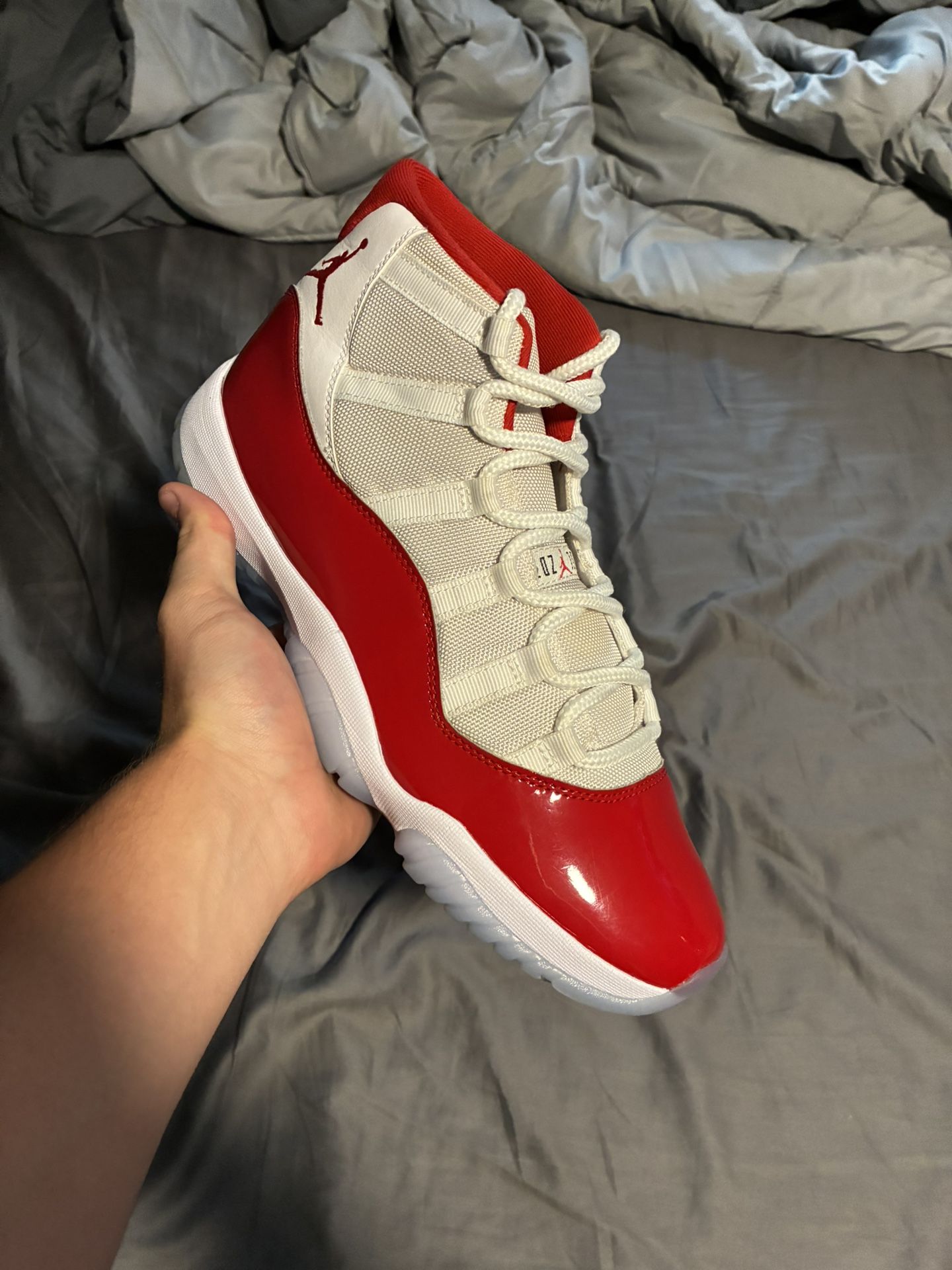 Jordan 11 Cherry