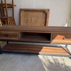 Entertainment Center / TV Stand
