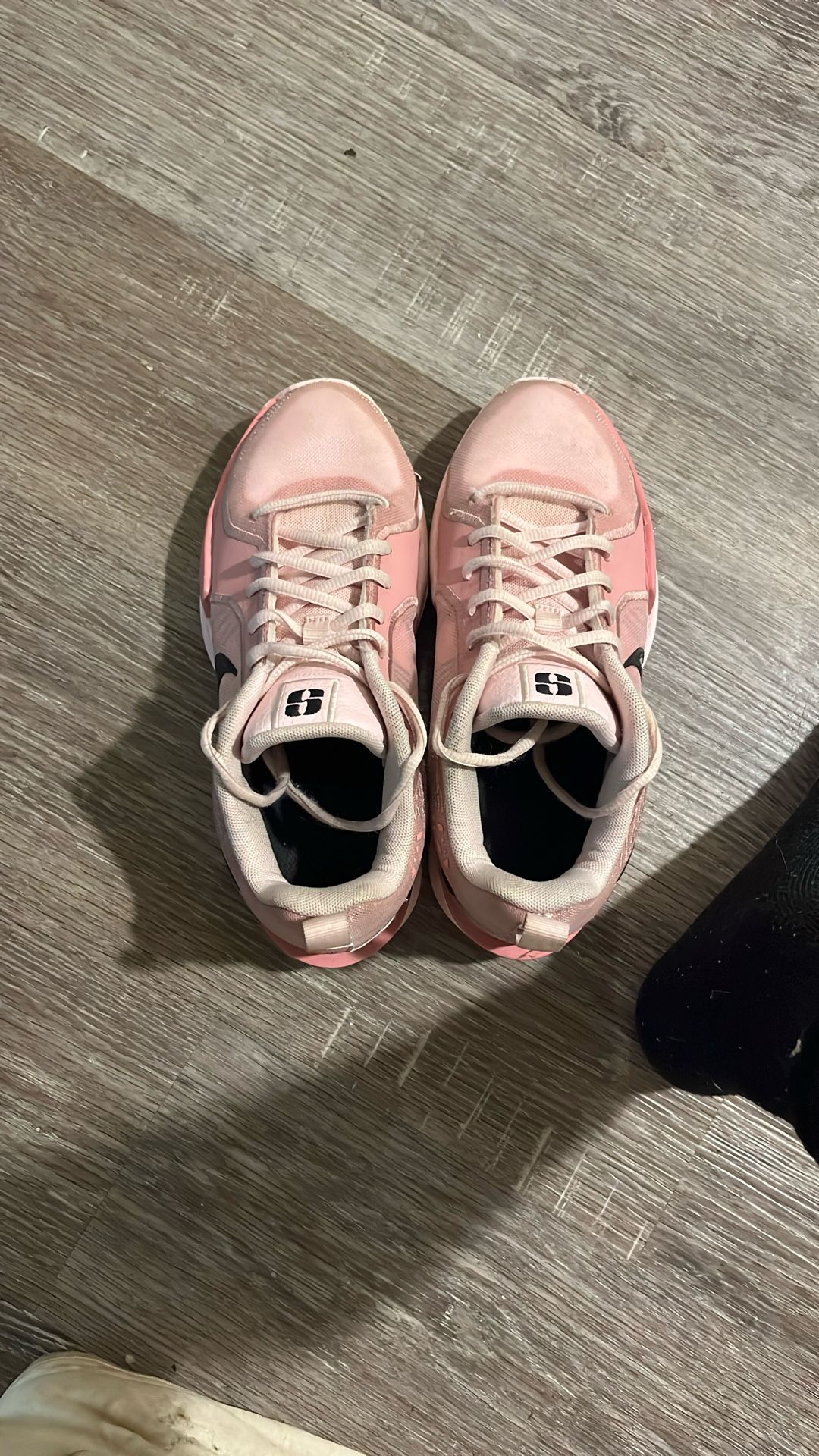 Sabrina’s Basketball Shoes, Boys Size 4 1/2