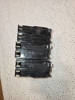 Sqare D double pole 30 amp breakers