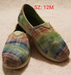 Bob's slip ons 12