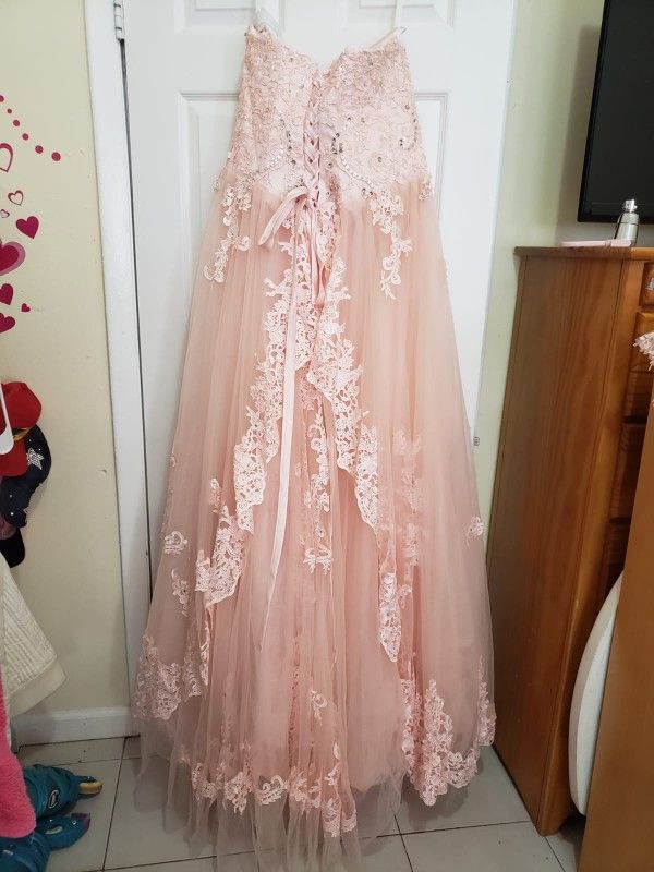 Dresses, Girl Size 14 A 16. New!