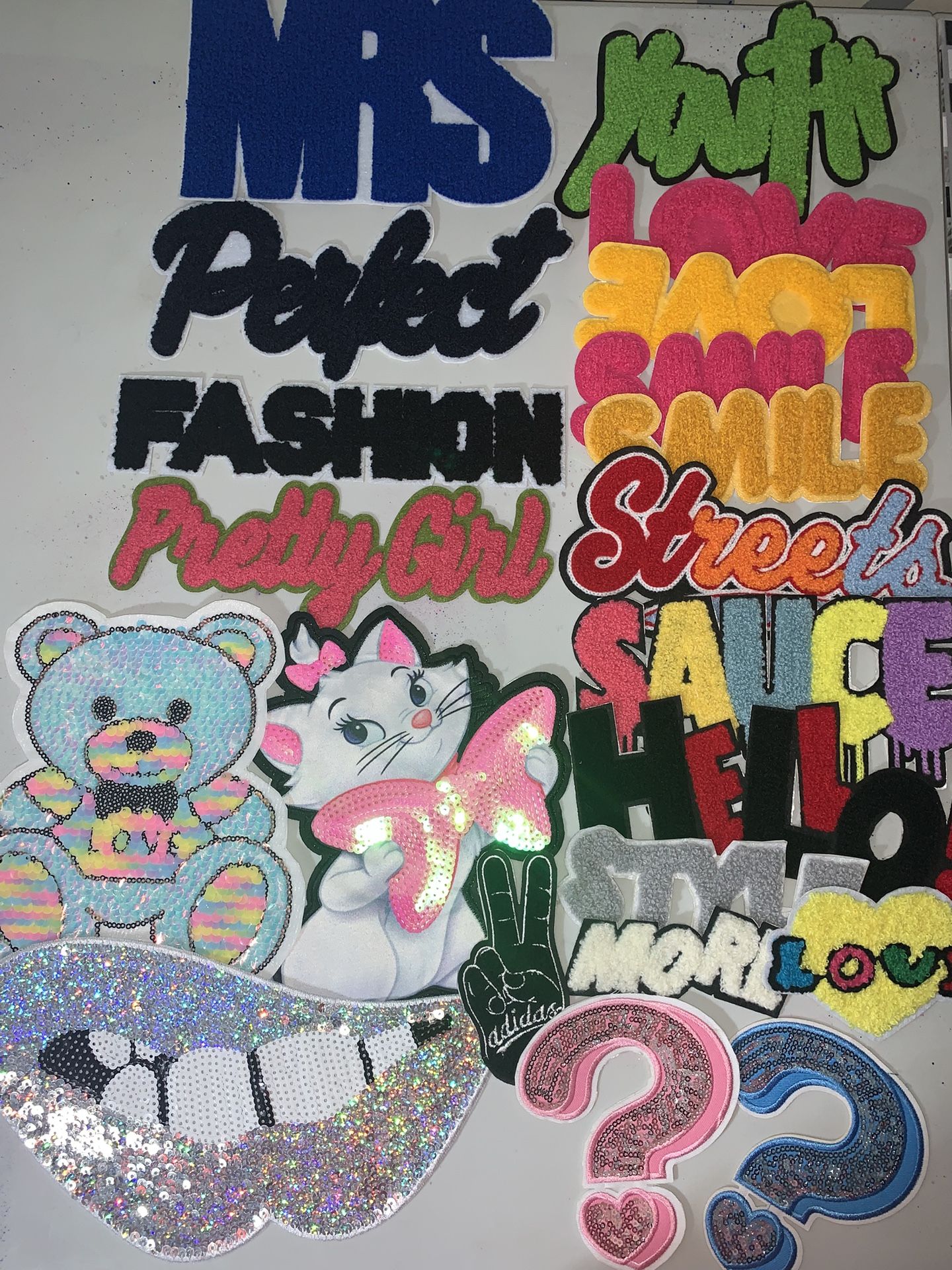21 Adhesive Patches Bundle For Clothes