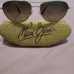 Maui Jim Baby Beach-245
Sunglasses  Small Medium Size