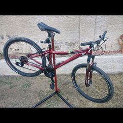 Specialized Myka Woman's Mountain Bike