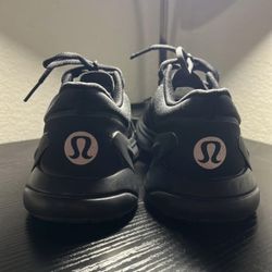 Women Size 5.5 Lululemon