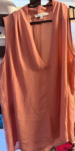 🟧Rose + Olive Pink Sleeveless Blouse - Size M🟧