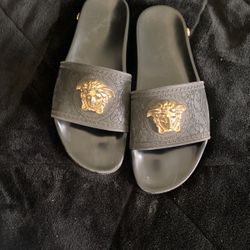 Versace Sandels