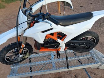 Dirt bike