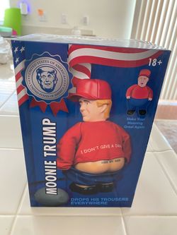 Moonie Trump Novelty Figure in Box