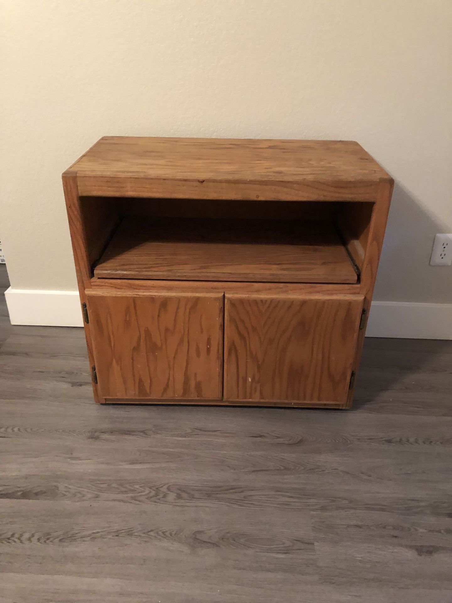 Retro, wood TV or microwave stand. H- 29”, W-31”, D-18”