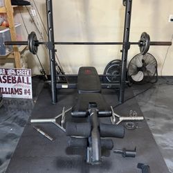Weight Bench/Squat Rack 