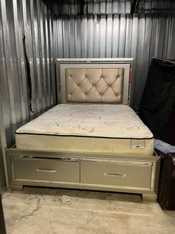 Full-size bedframe w/ mattress. NEED GONE TODAY