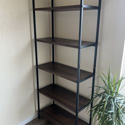 Bookshelf 