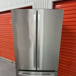Refrigerador GE De 33” De Ancho 
