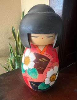 Japanese Kokeshi Wooden Doll