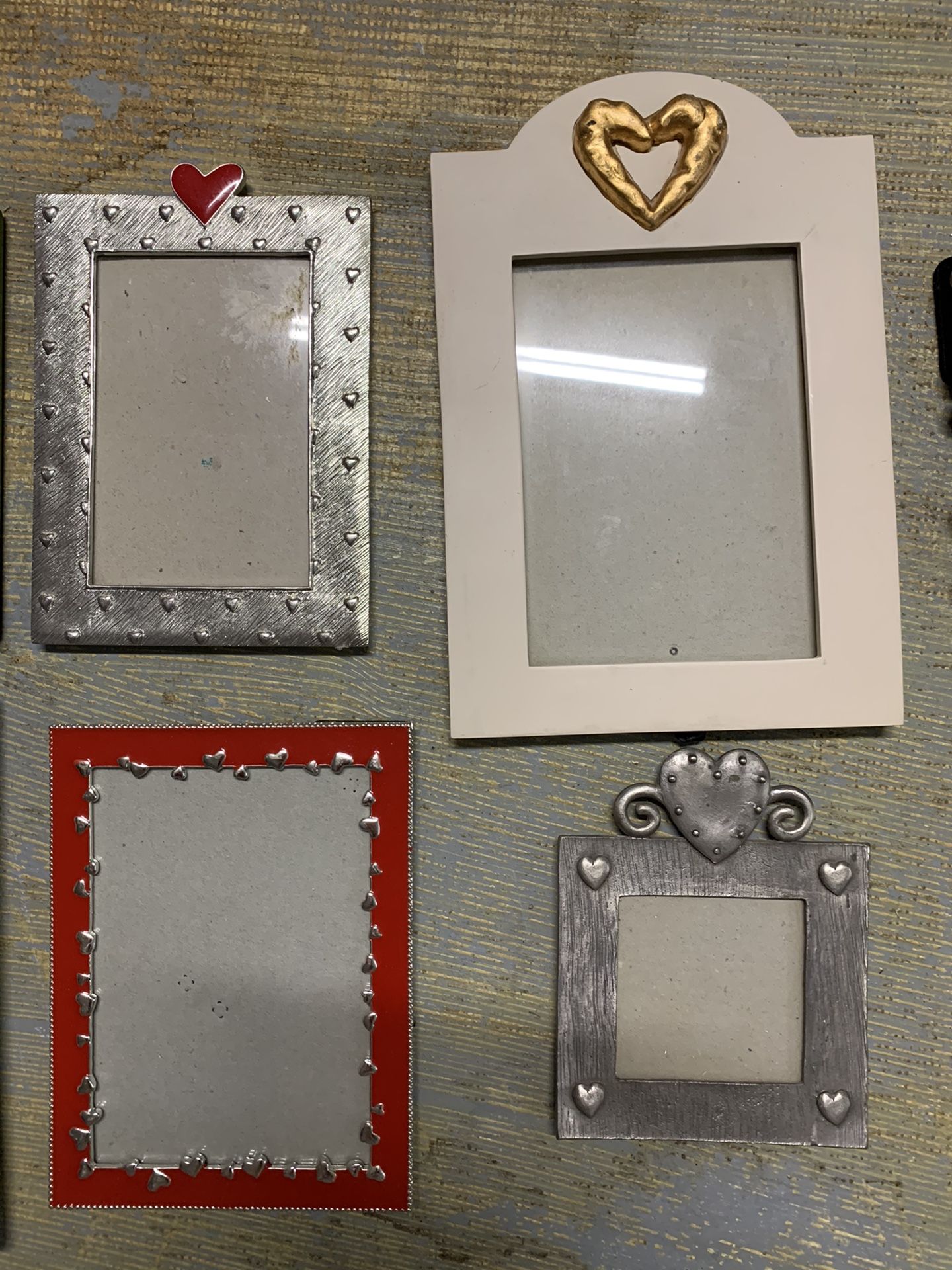 Heart picture frames. Artwork. Photo. for Sale in Boca Raton, FL OfferUp