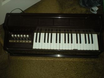 Magnus Chord Organ