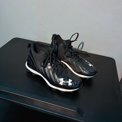 Under Armour Youth Baseball/Softball Cleats