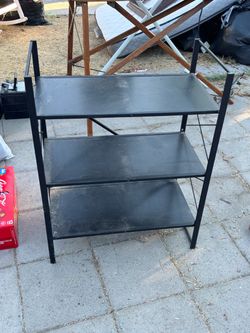 Black Metal 3-Tier Shelf Unit