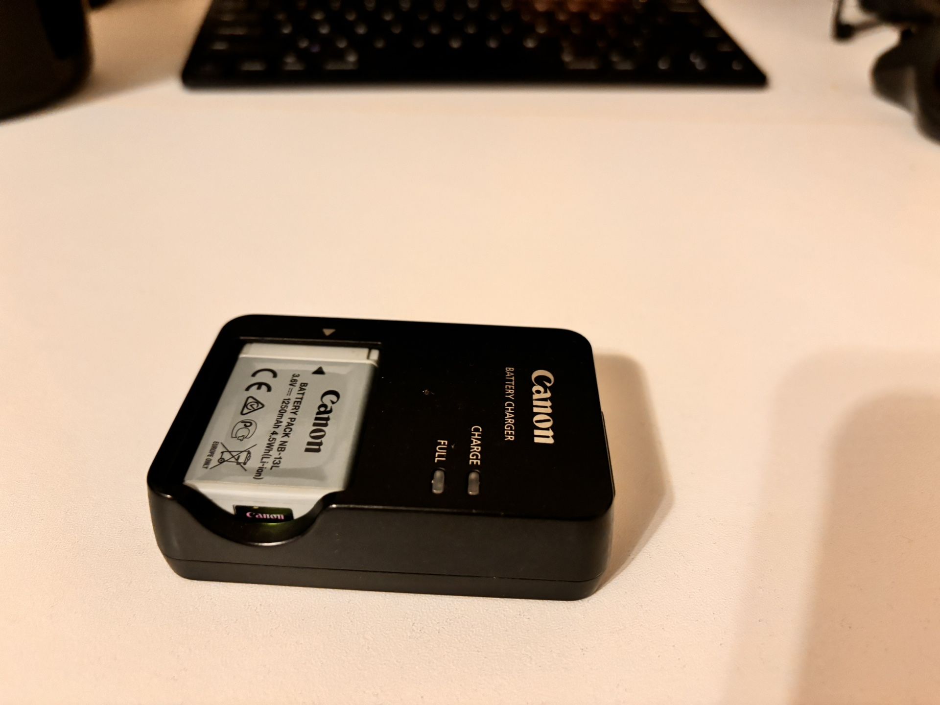 Canon g7x mark iii battery & charger