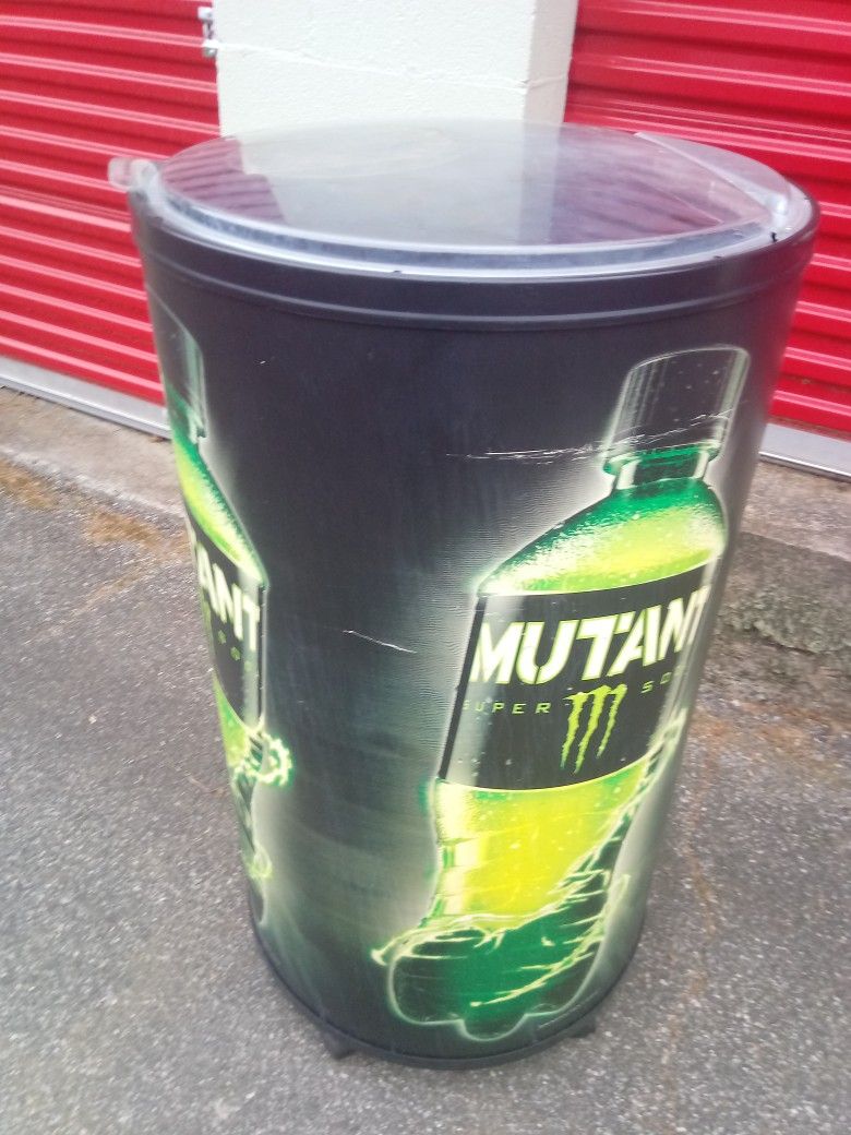 Stand Up Cooler