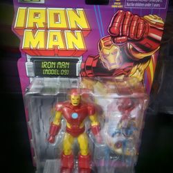 Marvel Legends Retro Card Iron Man Model 09