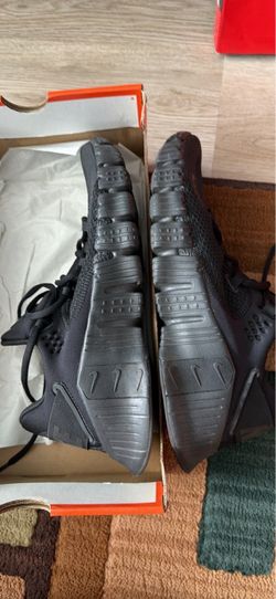 Nike shoes size 11