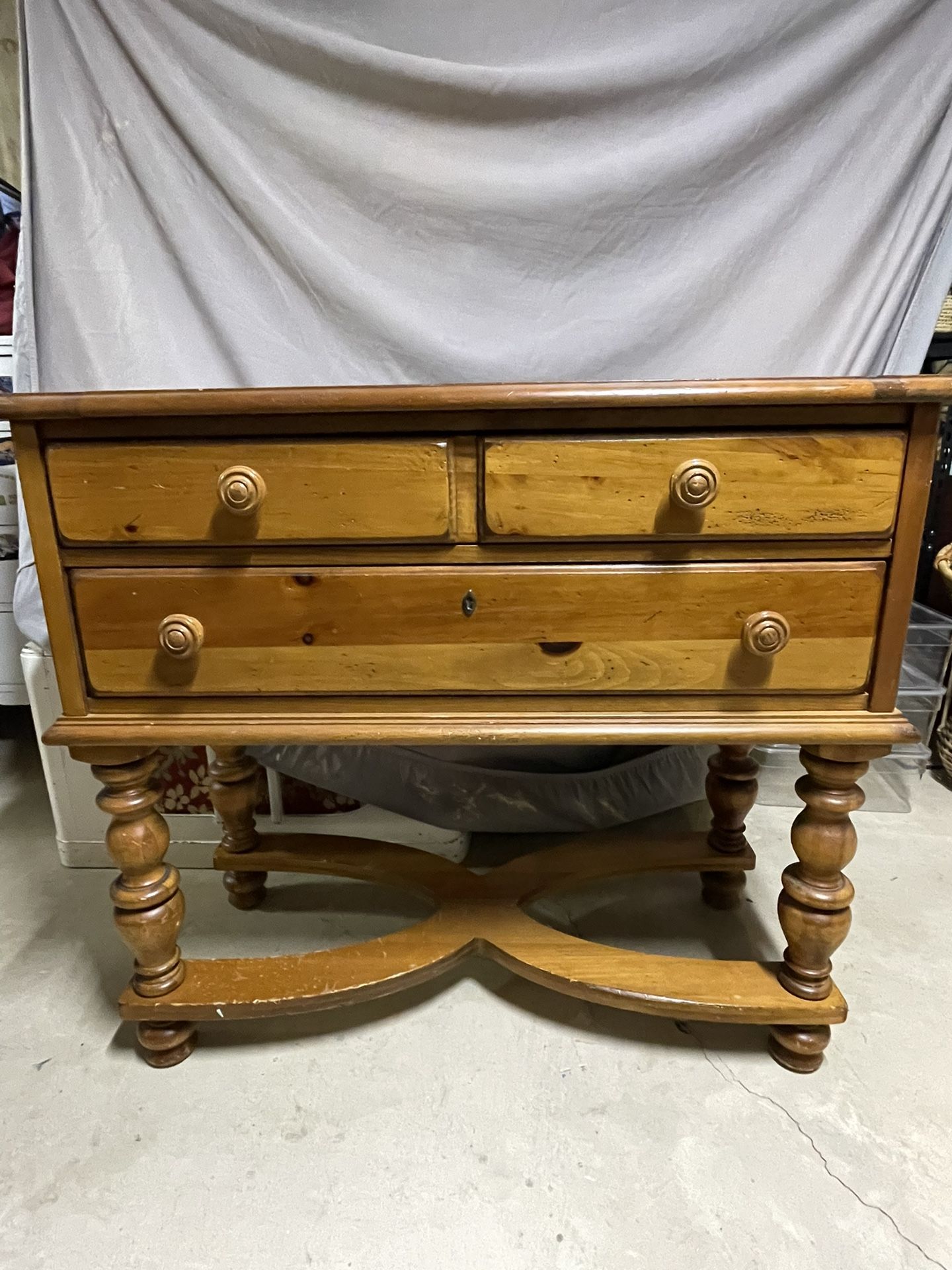 Solid Wood Vintage Console Table / Entryway Dresser-Broyhill