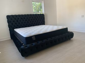 $699 Brand New King Bed Frame With Mattress (Read Description Below)