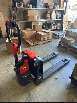Brand New Electric Pallet Jack