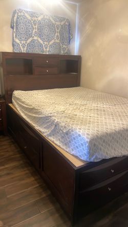 Bedroom set