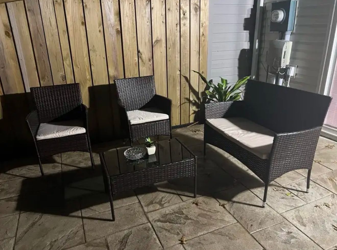 Outdoor patio couch set 