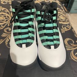Jordan Retro 10 “VERDE” 5.5Y