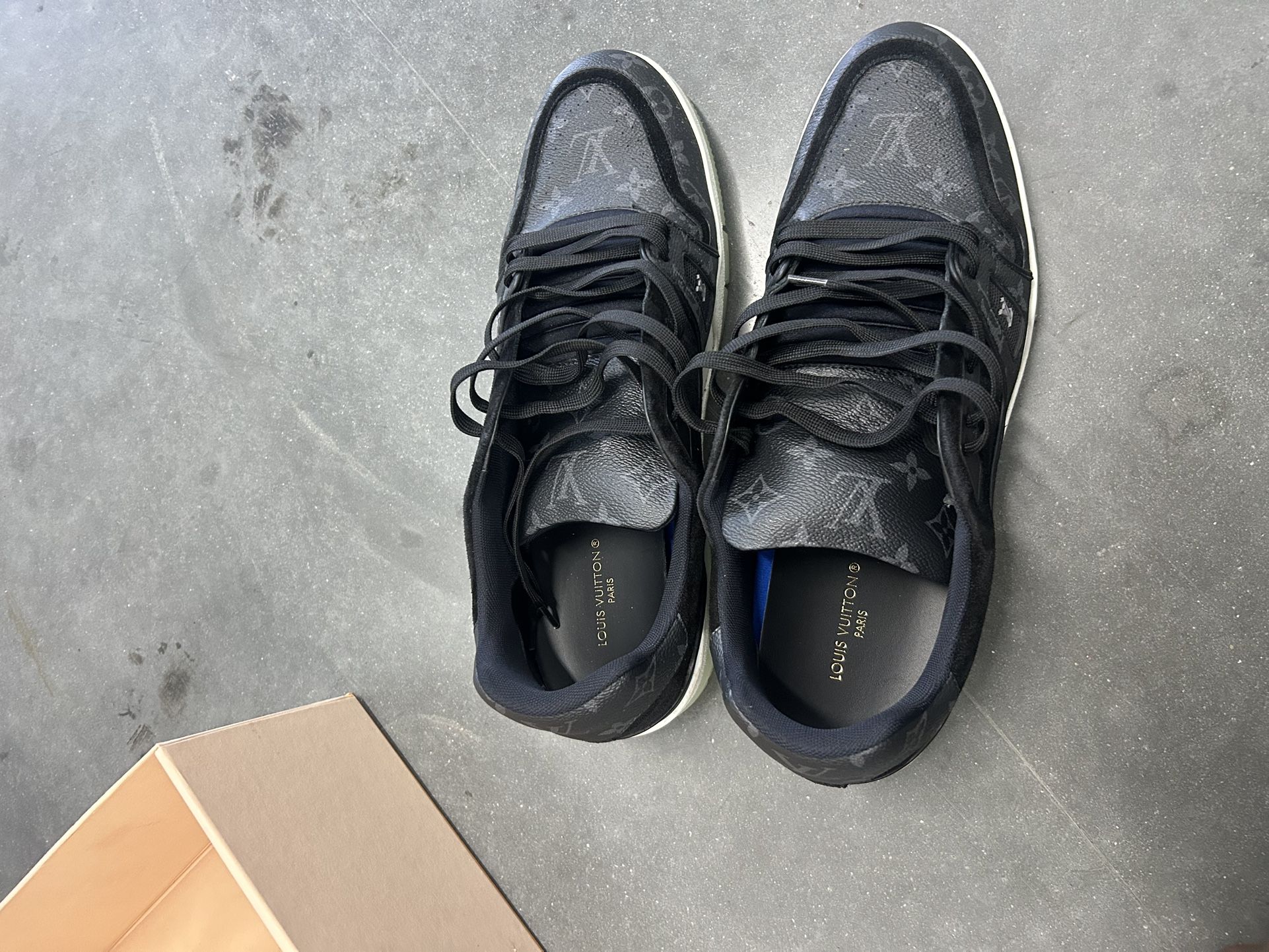 2200 For All 6 Designer Shoes Size 15