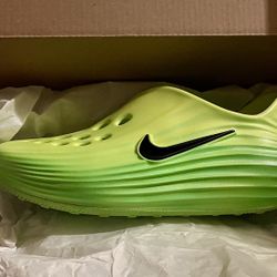 Nike Reactx Rejuven8 Green Strike GS Size 4Y New DS