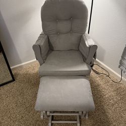 Nursery Rocking Chair 