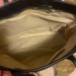 Black Tote Bag With Bows And Floral Pattern 