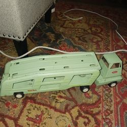 selling a 1960s toka car hauler carrier toka has cracked windshield