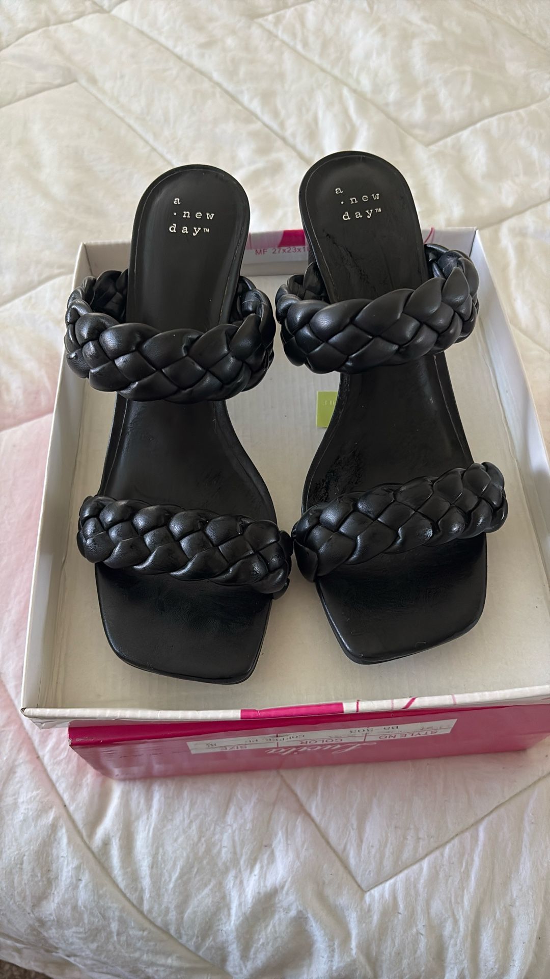 Shose 8 1/2