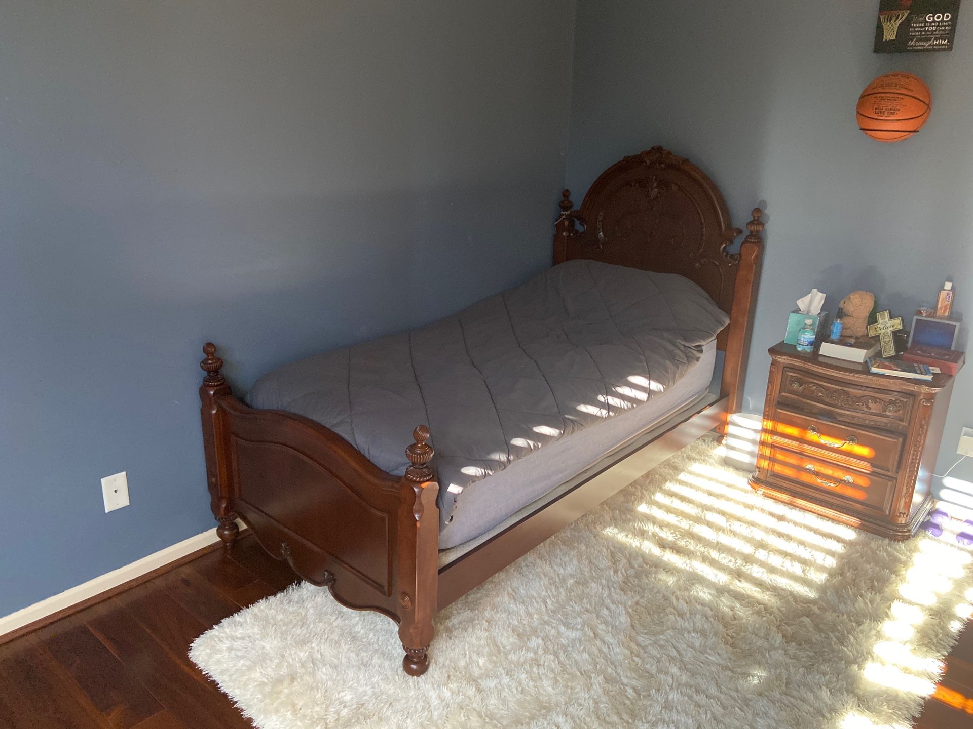 Twin bed ( i have 2) and one small dresser