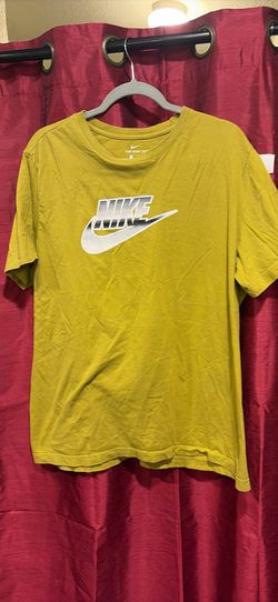 Nike XL mustard yellow graphic tshirt