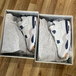 Sb Navy Jordan 4 