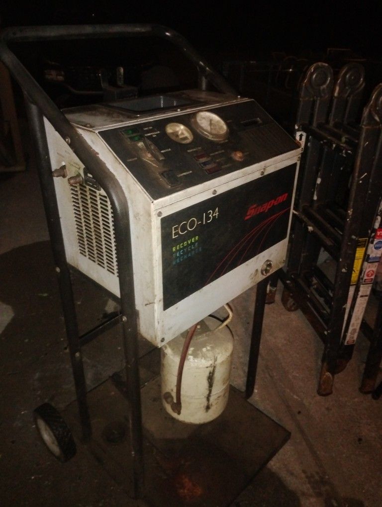 Snap-on ECO-134 Recycler Recycling Machine Equipment