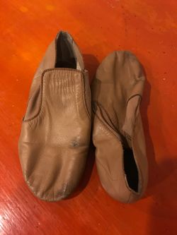 Girls jazz shoe size 1