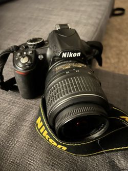 Nikon DSLR D3100